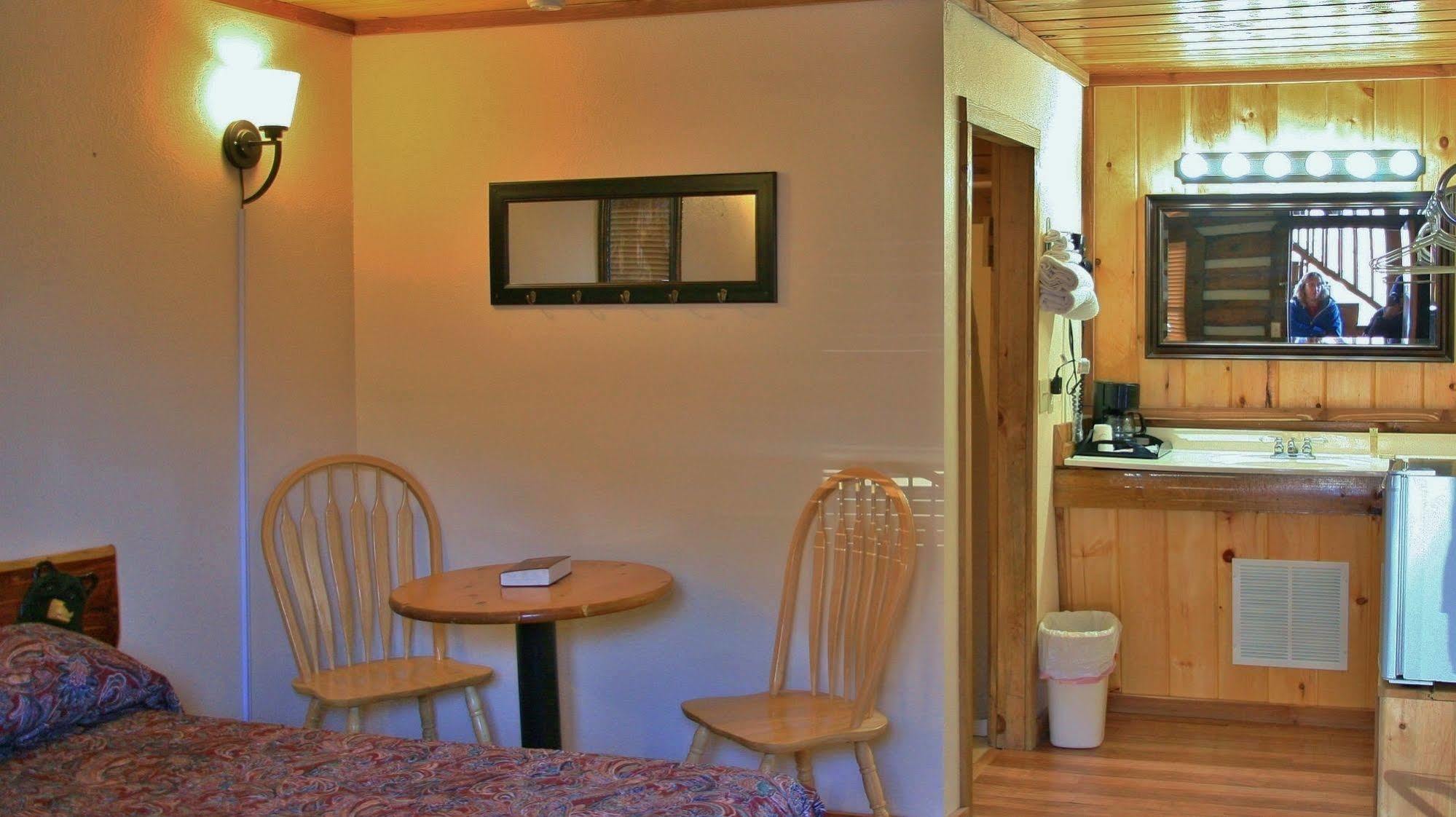 Black Bear Lodge Motel Slade Zewnętrze zdjęcie